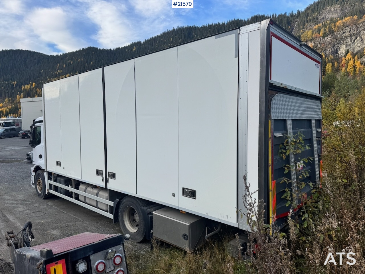 Mercedes-Benz Antos 1832 m/ Full sideåpning og Kjøl/frys. - Камион сандучар: слика 3 Mercedes-Benz Antos 1832 m/ Full sideåpning og Kjøl/frys. - Камион сандучар: слика 3