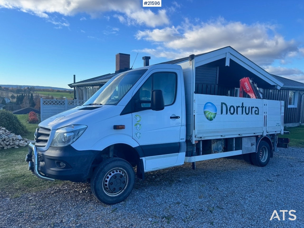 Mercedes-Benz Sprinter 519 4x4 nødslaktbil med vinsj og bakmontert Fassi kran - Товарно комбе: слика 2 Mercedes-Benz Sprinter 519 4x4 nødslaktbil med vinsj og bakmontert Fassi kran - Товарно комбе: слика 2