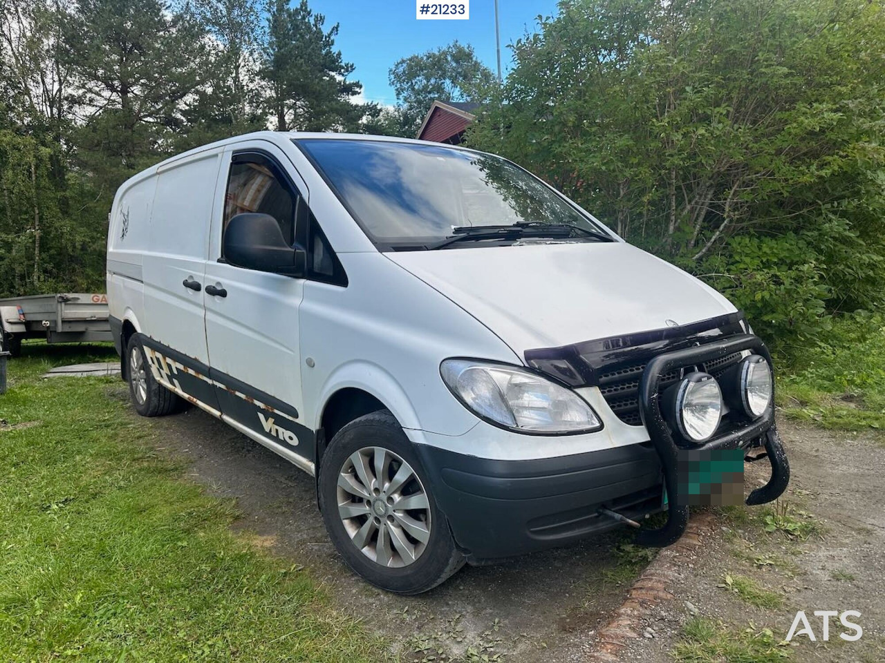 Mercedes VITO - Товарно комбе: слика 4 Mercedes VITO - Товарно комбе: слика 4