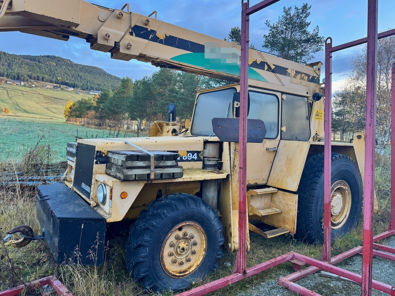 Moelven Moelven 694 m/ 2 forlengere og 2 kroker. - Мобилен кран: слика 1 Moelven Moelven 694 m/ 2 forlengere og 2 kroker. - Мобилен кран: слика 1