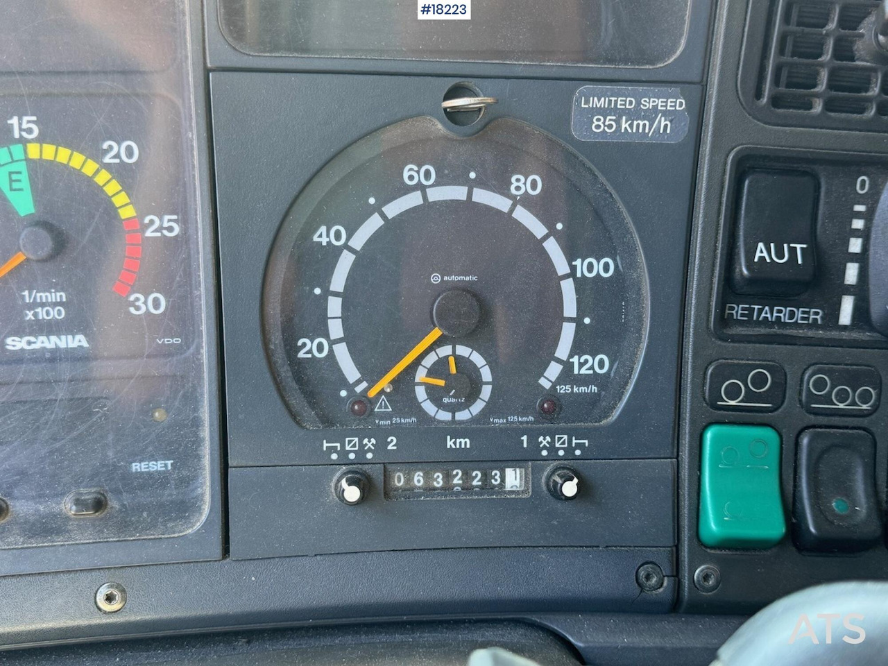 Камион со кука за подигање Scania 124G: слика 30 Камион со кука за подигање Scania 124G: слика 30