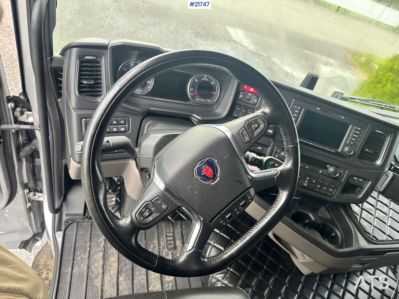 Кипер Scania R660 6X4 Asfaltbil m/ Carnehl asfaltkjerre: слика 39