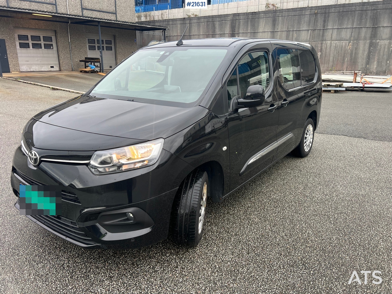 Toyota Proace City - Мало комбе: слика 1 Toyota Proace City - Мало комбе: слика 1