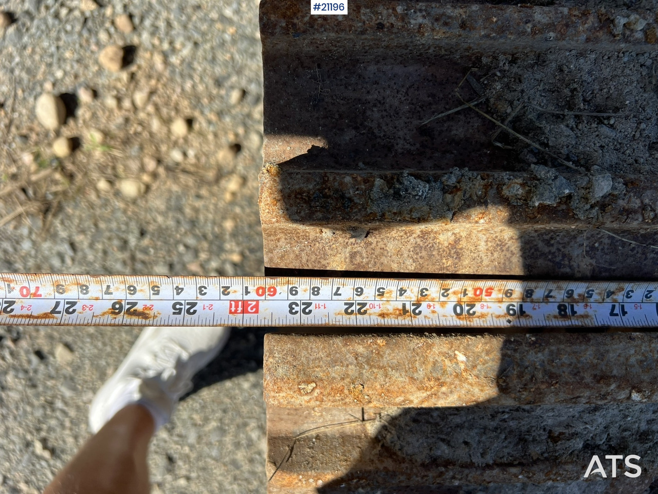 Багер гасеничар Volvo EC240: слика 21 Багер гасеничар Volvo EC240: слика 21