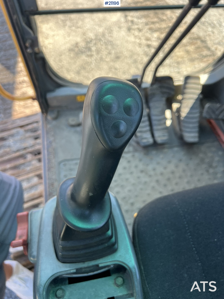 Багер гасеничар Volvo EC240: слика 27 Багер гасеничар Volvo EC240: слика 27