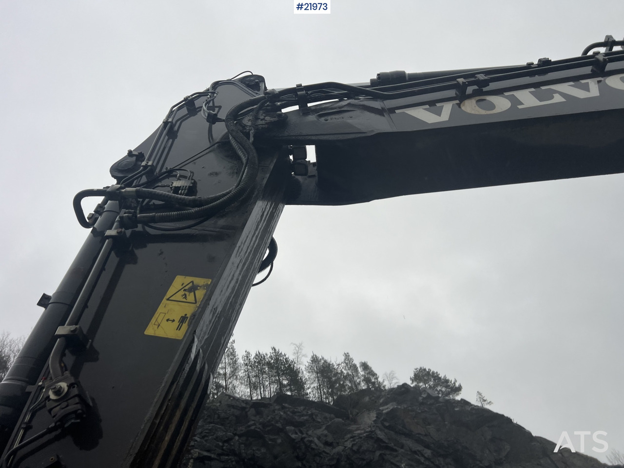 Багер гасеничар Volvo EC380EL: слика 16 Багер гасеничар Volvo EC380EL: слика 16