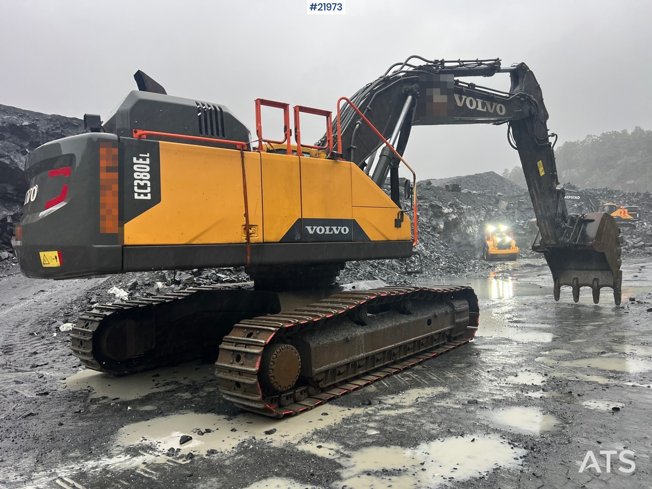 Багер гасеничар Volvo EC380EL: слика 7 Багер гасеничар Volvo EC380EL: слика 7