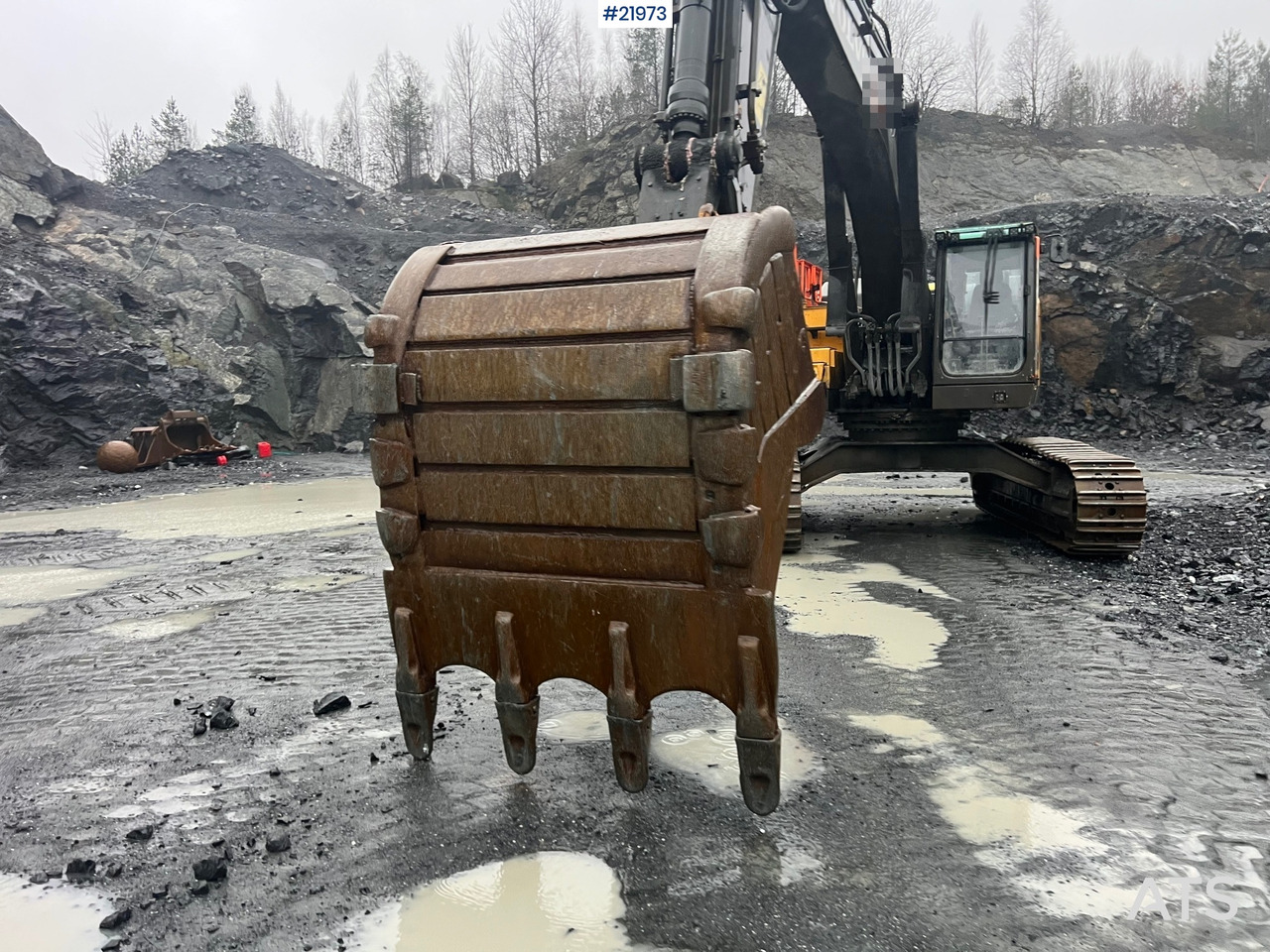 Багер гасеничар Volvo EC380EL: слика 11 Багер гасеничар Volvo EC380EL: слика 11