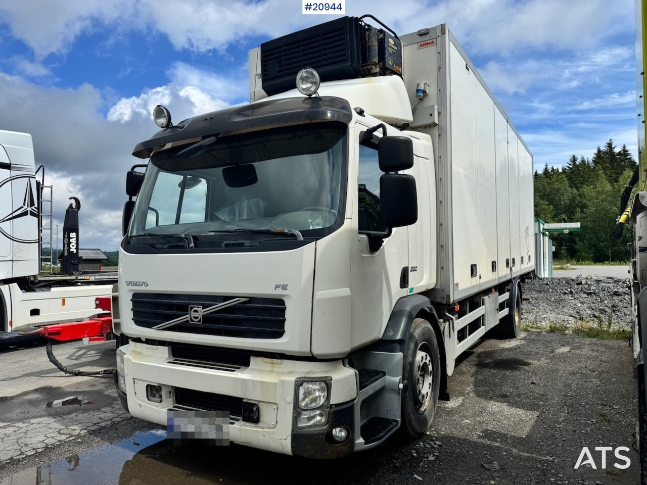Камион сандучар Volvo FE280: слика 1
