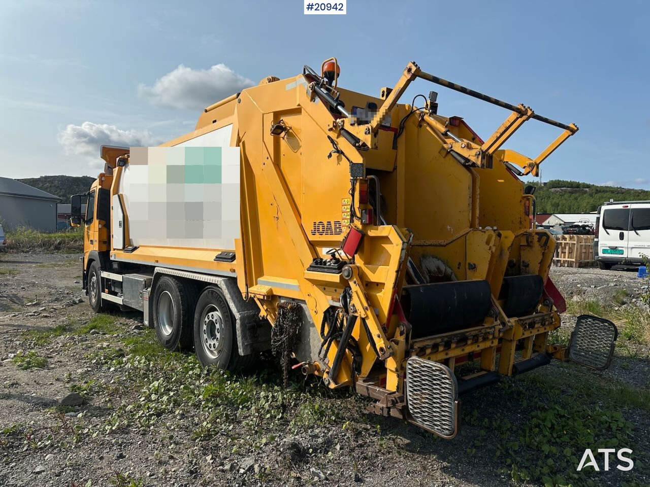 Volvo FM 370 6x2 - 2 kammer renovasjonsbil - Камион за ѓубре: слика 5 Volvo FM 370 6x2 - 2 kammer renovasjonsbil - Камион за ѓубре: слика 5