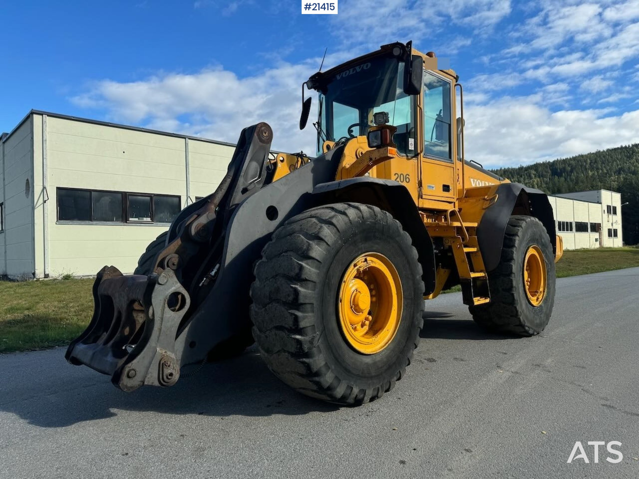 Volvo L110E - Натоварувач на тркала: слика 1 Volvo L110E - Натоварувач на тркала: слика 1