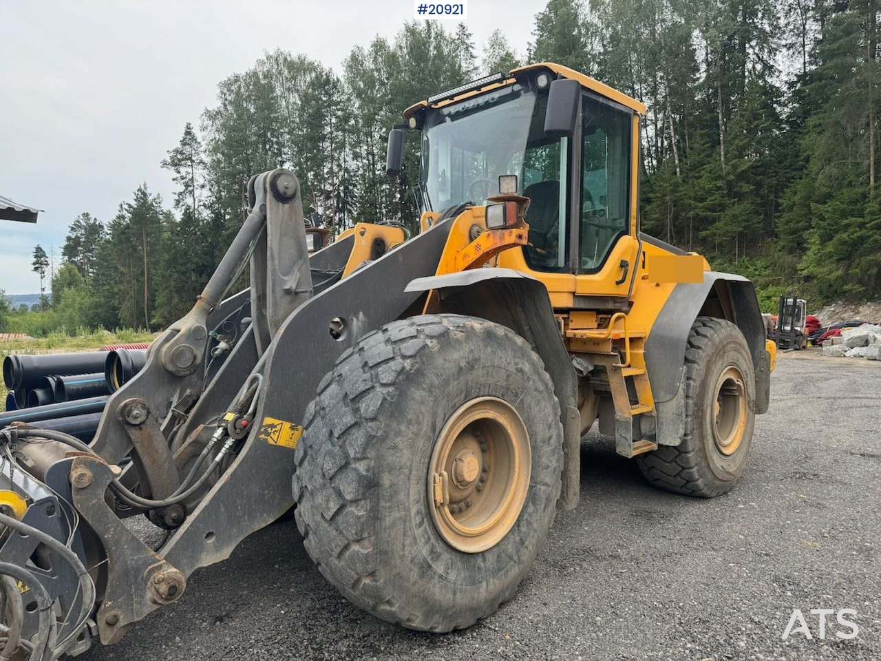 Volvo L110F - Натоварувач на тркала: слика 1 Volvo L110F - Натоварувач на тркала: слика 1
