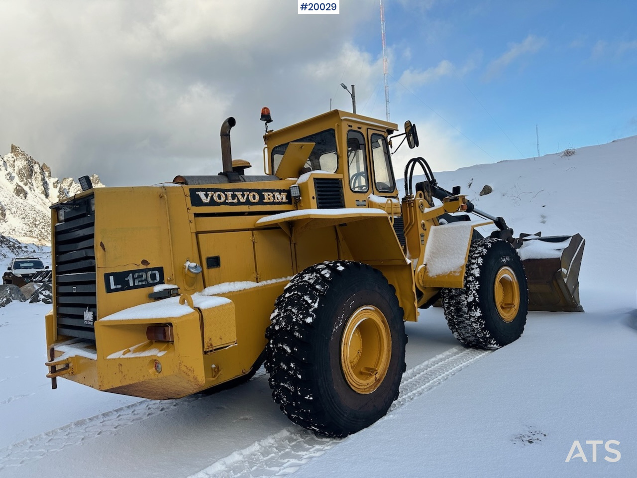 Volvo L120 - Натоварувач на тркала: слика 5 Volvo L120 - Натоварувач на тркала: слика 5