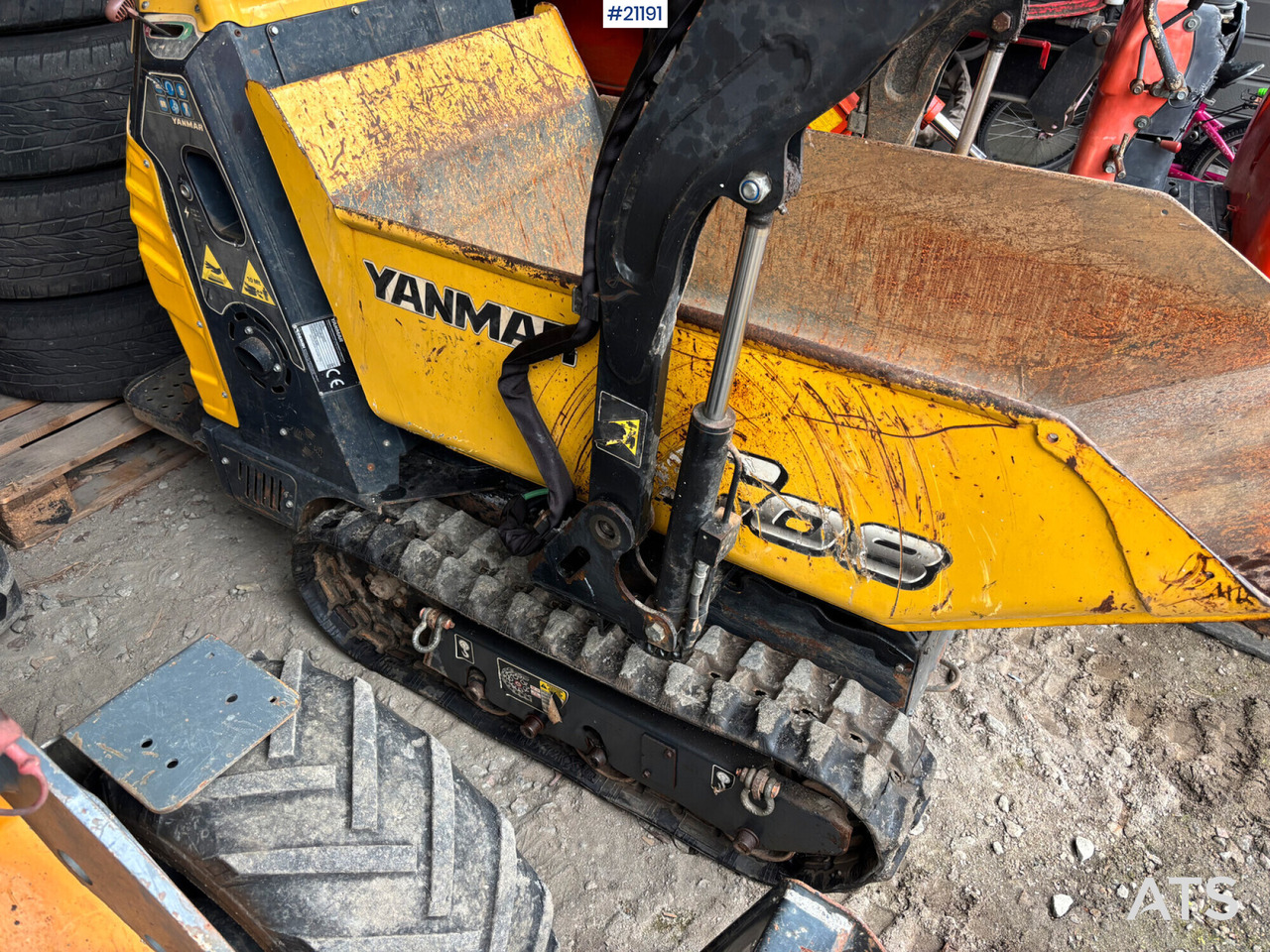 Yanmar C08 - Истоварувач со гасеници: слика 1 Yanmar C08 - Истоварувач со гасеници: слика 1