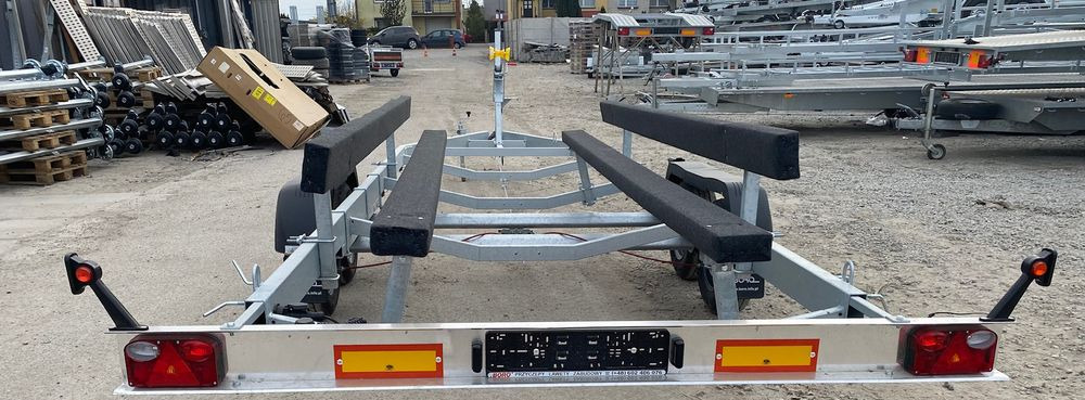 Нов Приколка за чамец Boro PRZYCZEPA PODŁODZIOWA STYL AMERYKAŃSKI 7,30m: слика 6 Нов Приколка за чамец Boro PRZYCZEPA PODŁODZIOWA STYL AMERYKAŃSKI 7,30m: слика 6