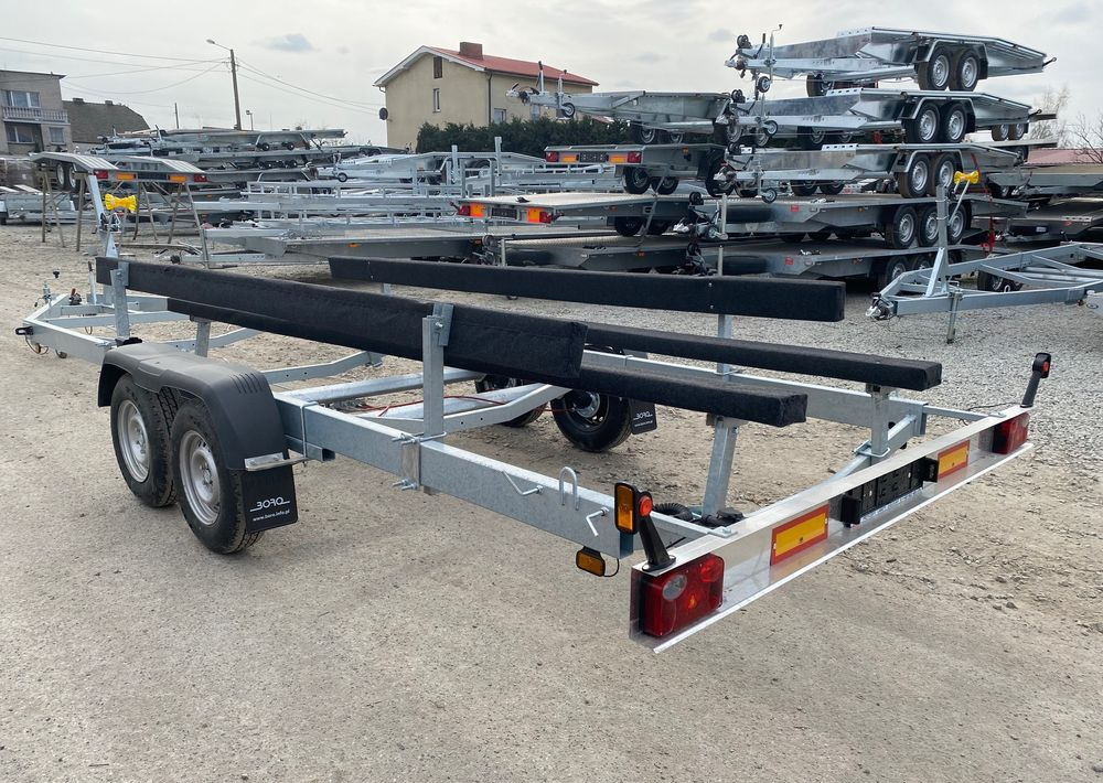 Boro PRZYCZEPA PODŁODZIOWA STYL AMERYKAŃSKI 7,80M - Приколка за чамец: слика 5 Boro PRZYCZEPA PODŁODZIOWA STYL AMERYKAŃSKI 7,80M - Приколка за чамец: слика 5