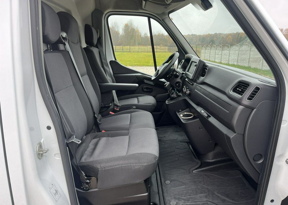 Товарно комбе Renault Master: слика 28 Товарно комбе Renault Master: слика 28