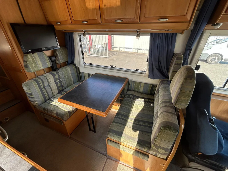 Интегриран кампер Fiat B 644 Hymer: слика 8