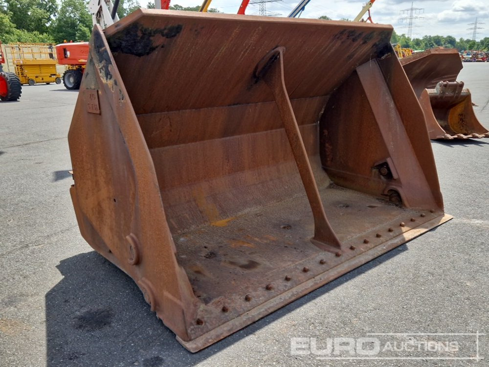 128" High Tip Front Loading Bucket to suit CAT 972H - Корпа: слика 4 128" High Tip Front Loading Bucket to suit CAT 972H - Корпа: слика 4