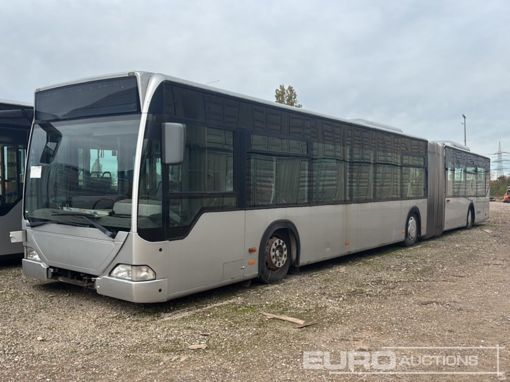 2000 Mercedes Benz CITARO 0 530G - Зглобен автобус: слика 1 2000 Mercedes Benz CITARO 0 530G - Зглобен автобус: слика 1