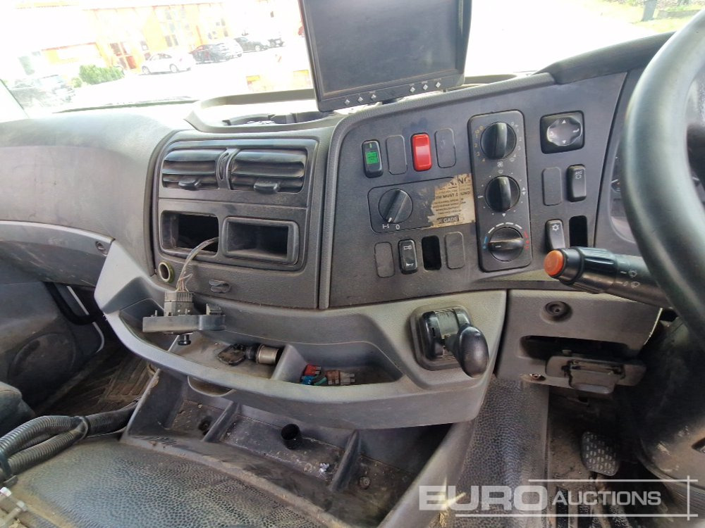 Возило за метење 2002 Mercedes Axor 1829: слика 32