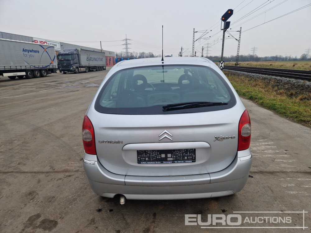 2004 Citroen Xsara Picasso - Автомобил: слика 4 2004 Citroen Xsara Picasso - Автомобил: слика 4