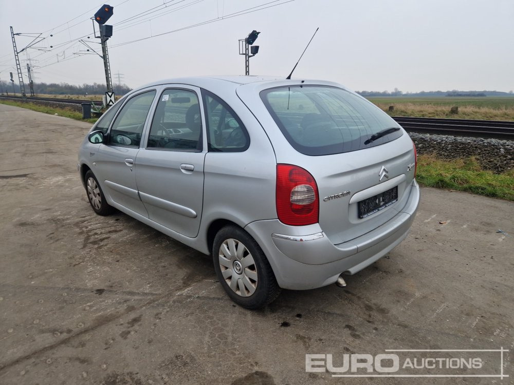 2004 Citroen Xsara Picasso - Автомобил: слика 3 2004 Citroen Xsara Picasso - Автомобил: слика 3