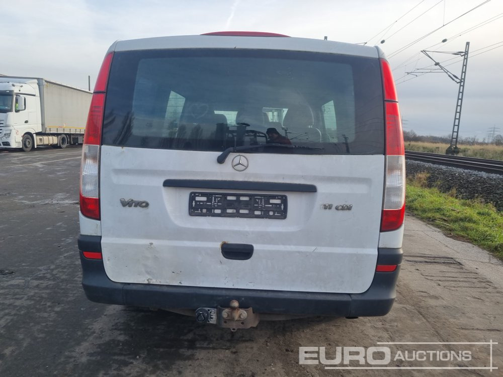 2005 Mercedes Benz Vito - Комби со двојна кабина: слика 4 2005 Mercedes Benz Vito - Комби со двојна кабина: слика 4