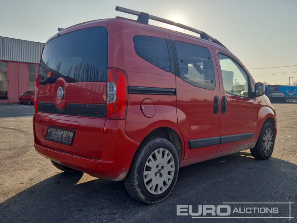 2010 Fiat Qubo - Автомобил: слика 5 2010 Fiat Qubo - Автомобил: слика 5