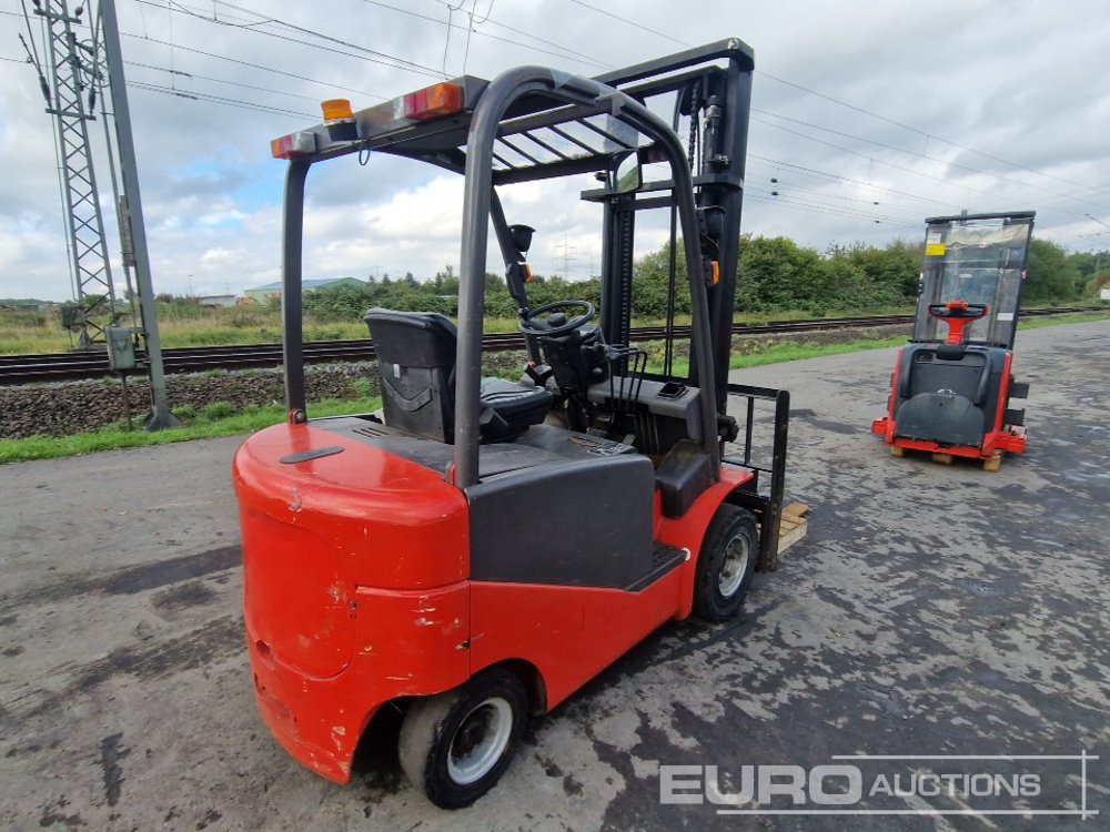 2010 Manitou ME425 - Електричен вилушкар: слика 4 2010 Manitou ME425 - Електричен вилушкар: слика 4