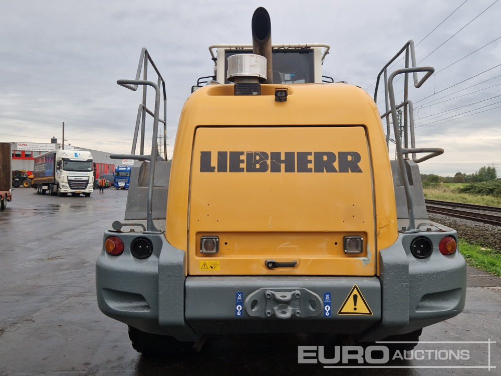 2012 Liebherr L556 - Натоварувач на тркала: слика 4 2012 Liebherr L556 - Натоварувач на тркала: слика 4