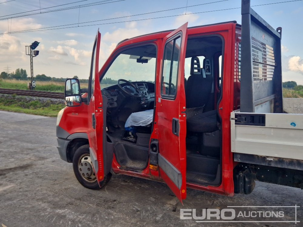 2013 Iveco Crew Cab Pick Up, Automatic Gearbox, Dropside - Комбе со отворен сандак: слика 4 2013 Iveco Crew Cab Pick Up, Automatic Gearbox, Dropside - Комбе со отворен сандак: слика 4