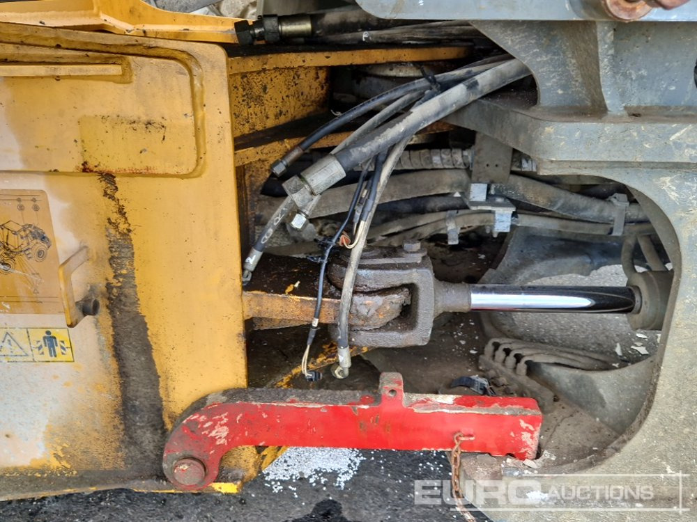 Натоварувач на тркала 2013 Liebherr L524: слика 18
