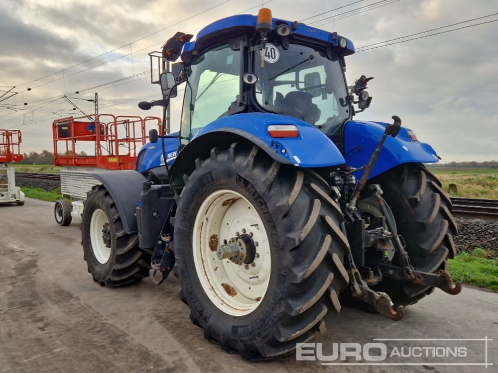 2013 New Holland T7.270 - Трактор: слика 3 2013 New Holland T7.270 - Трактор: слика 3