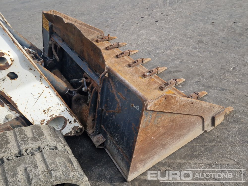 Компактен натоварувач 2014 Bobcat T650: слика 16