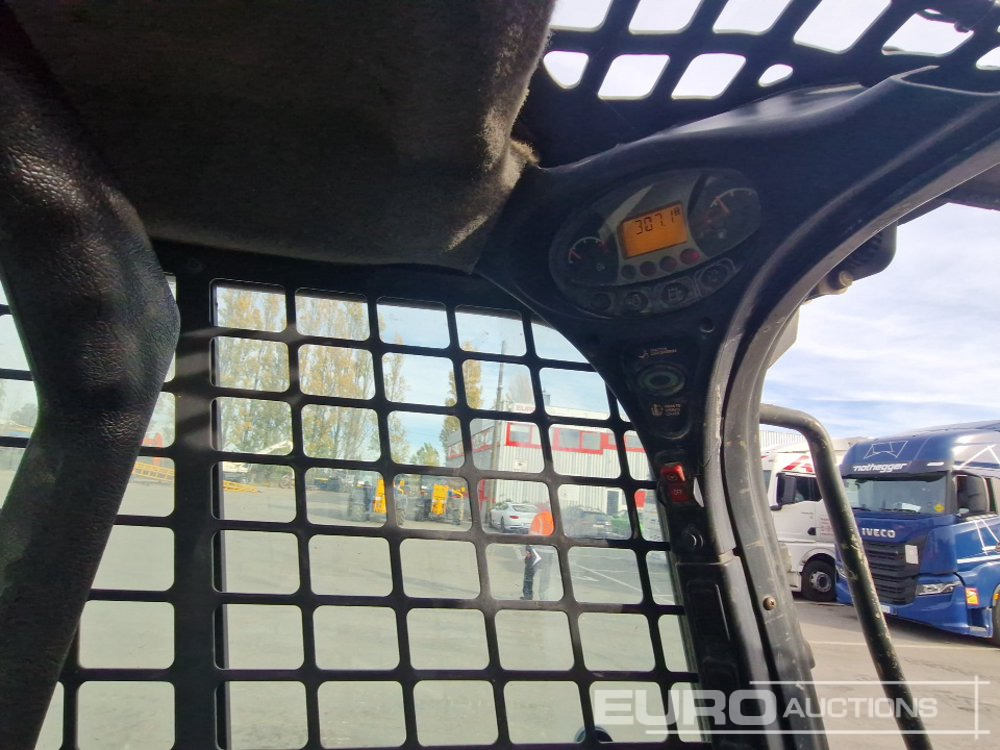 Компактен натоварувач 2014 Bobcat T650: слика 22