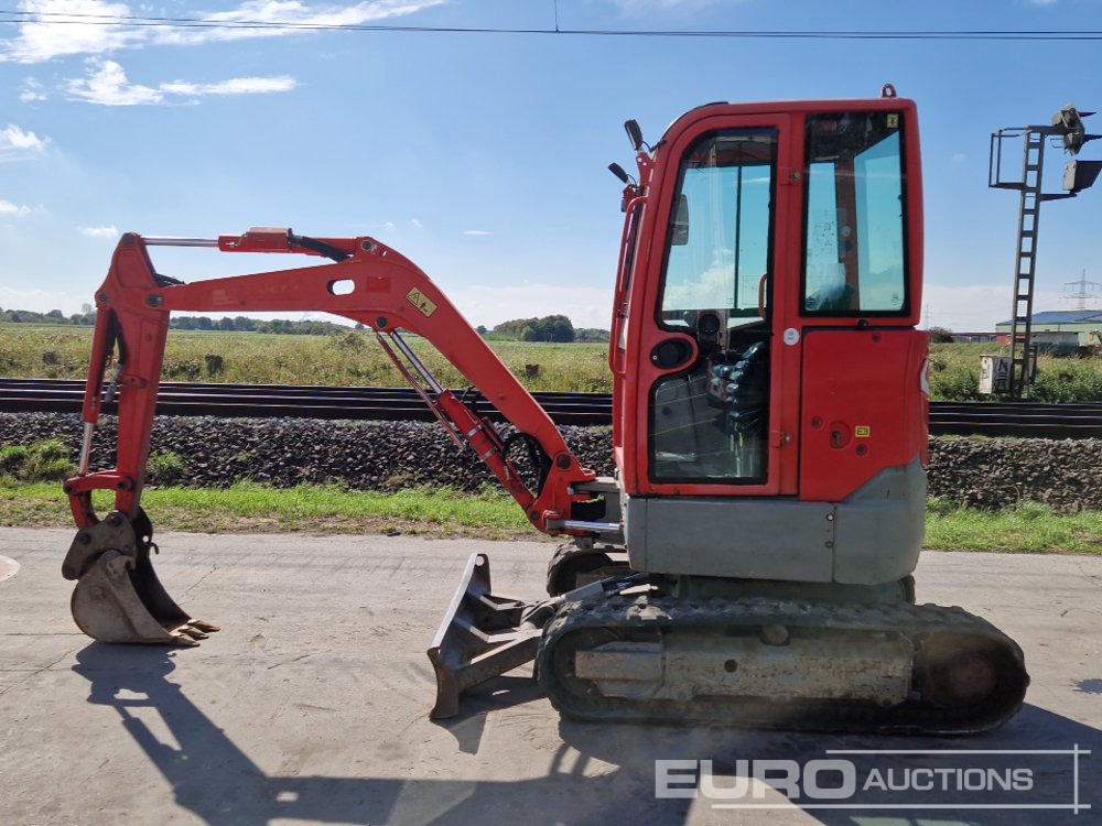 2014 Volvo ECR25D - Мини багер: слика 2 2014 Volvo ECR25D - Мини багер: слика 2