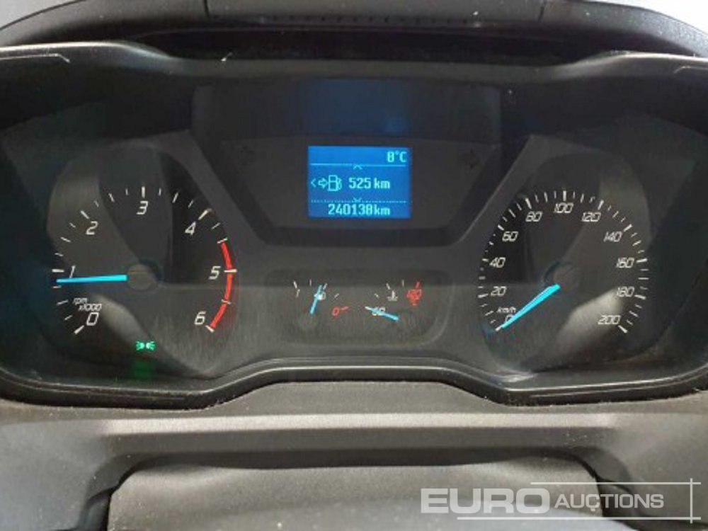 2016 Ford Transit Custom - Мало комбе: слика 5 2016 Ford Transit Custom - Мало комбе: слика 5