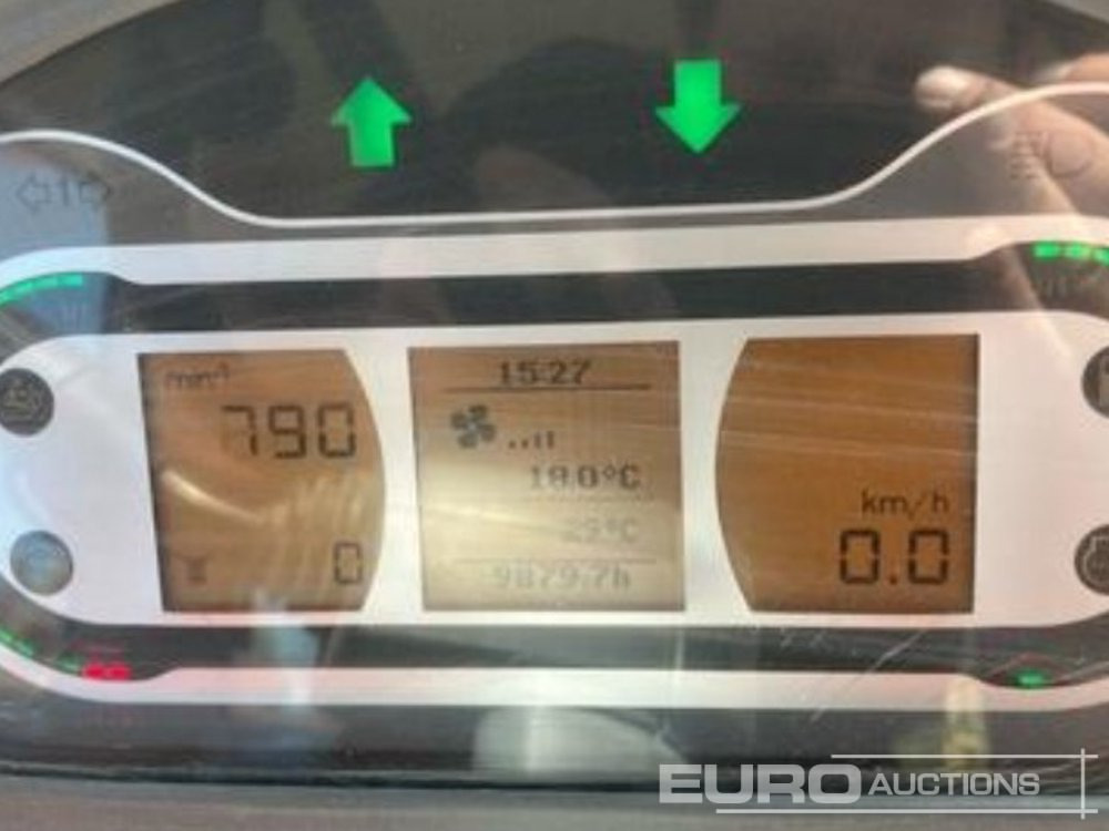 2017 Fendt 828 VARIO - Трактор: слика 2 2017 Fendt 828 VARIO - Трактор: слика 2