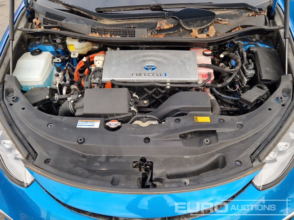 Автомобил 2017 Toyota Mirai Fuel Cell, Hydrogen Hybrid, Automatic (German Reg. Docs. Available): слика 13