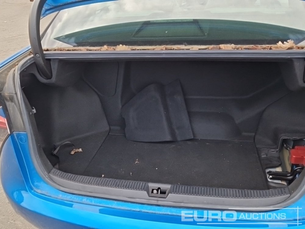 Автомобил 2017 Toyota Mirai Fuel Cell, Hydrogen Hybrid, Automatic (German Reg. Docs. Available): слика 20