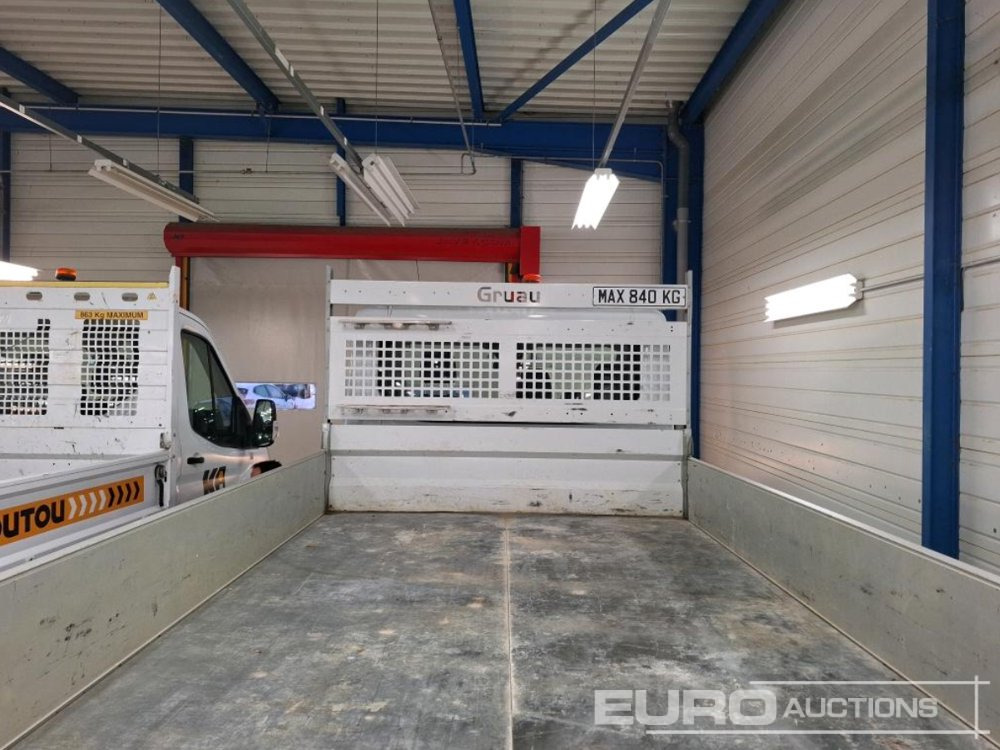 2023 Ford Transit - Комби кипер: слика 4 2023 Ford Transit - Комби кипер: слика 4