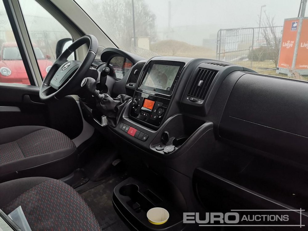 2023 Opel Movano - Товарно комбе: слика 5 2023 Opel Movano - Товарно комбе: слика 5