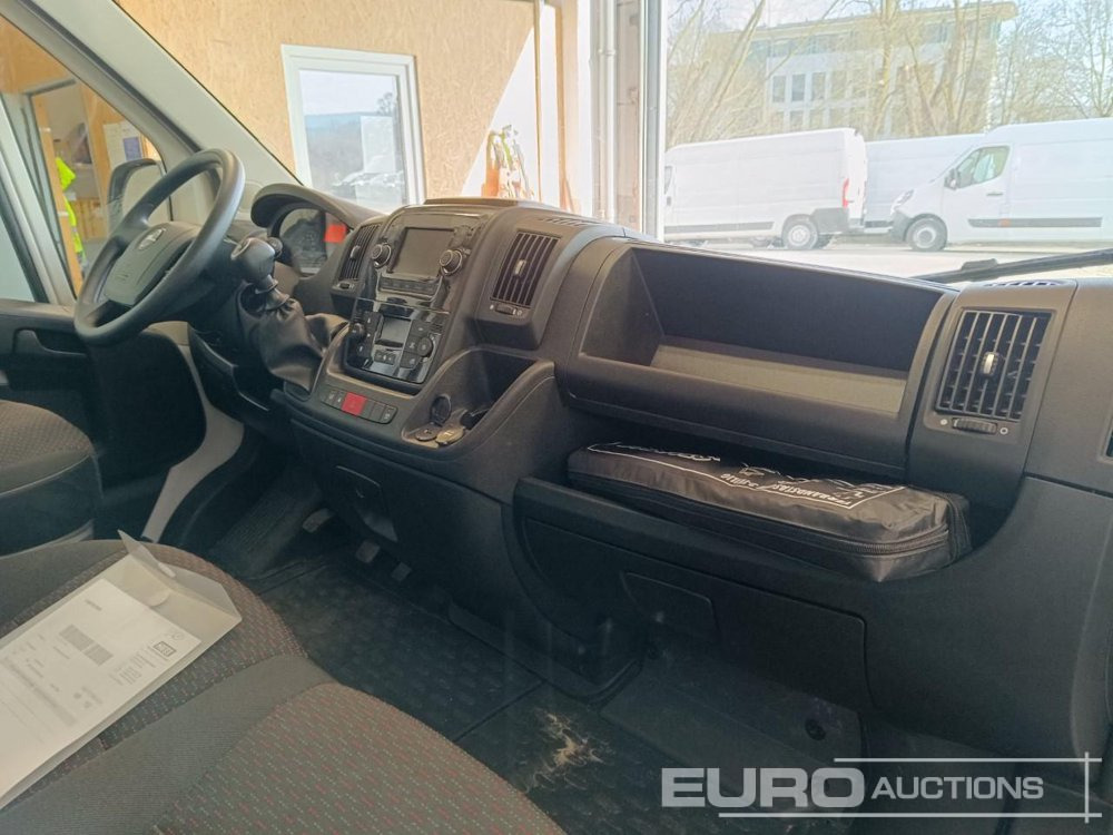 2023 Opel Movano - Товарно комбе: слика 5 2023 Opel Movano - Товарно комбе: слика 5