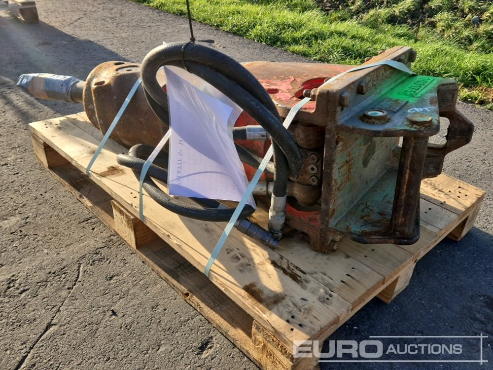 BRH Hydraulic Breaker - Хидрауличен чекан: слика 1 BRH Hydraulic Breaker - Хидрауличен чекан: слика 1