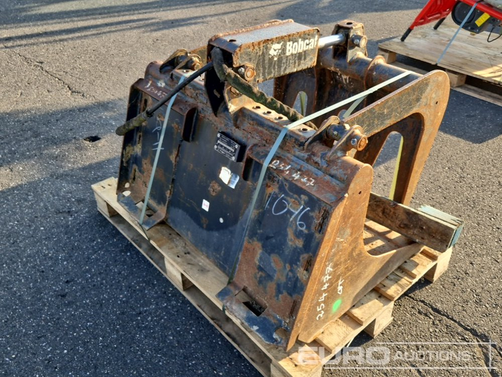 Bobcat 36" Grapple Bucket to suit Skidsteer Loader - Корпа: слика 3 Bobcat 36" Grapple Bucket to suit Skidsteer Loader - Корпа: слика 3