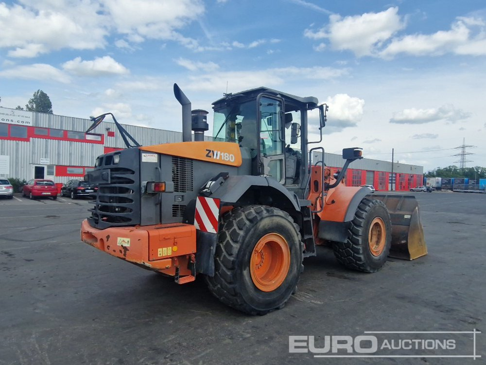 Hitachi ZW180 - Натоварувач на тркала: слика 5 Hitachi ZW180 - Натоварувач на тркала: слика 5