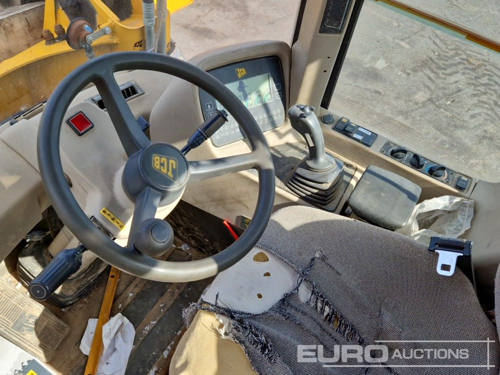 Натоварувач на тркала JCB 416: слика 28