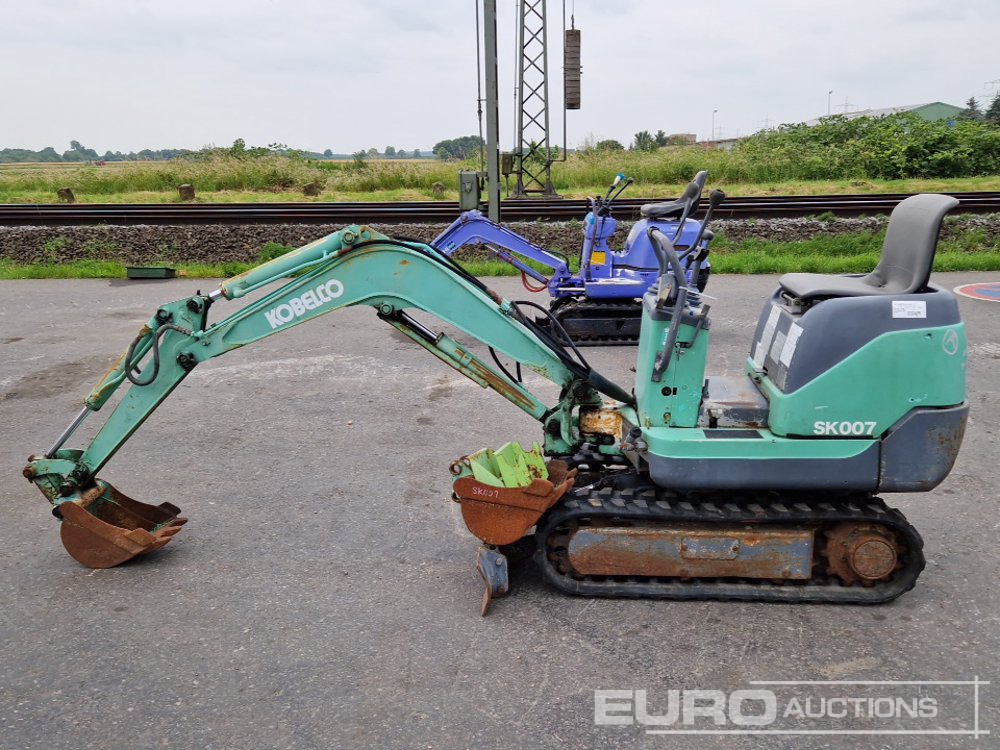 Kobelco SK007-2 - Мини багер: слика 2 Kobelco SK007-2 - Мини багер: слика 2