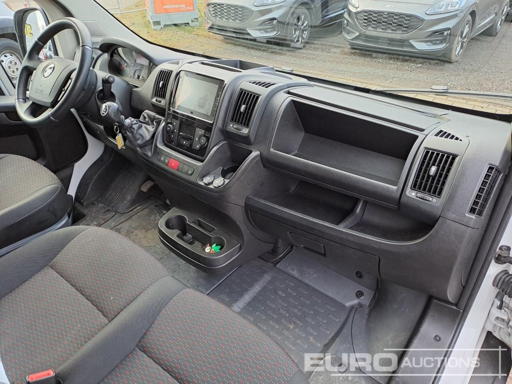 2023 Opel Movano - Комбе: слика 5 2023 Opel Movano - Комбе: слика 5